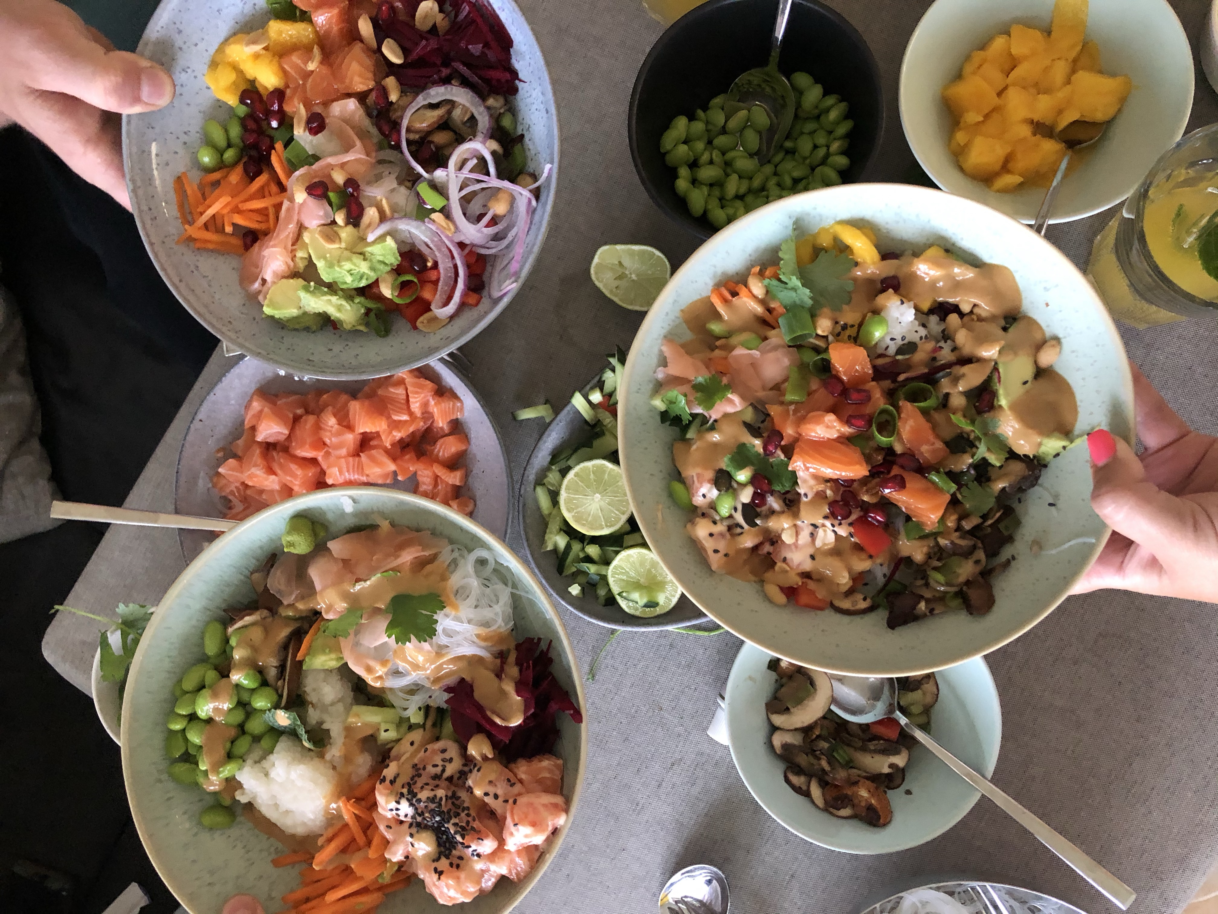 BOWLS - Rezeptideen für leckere Bowls mit frischem Fisch oder Fleisch